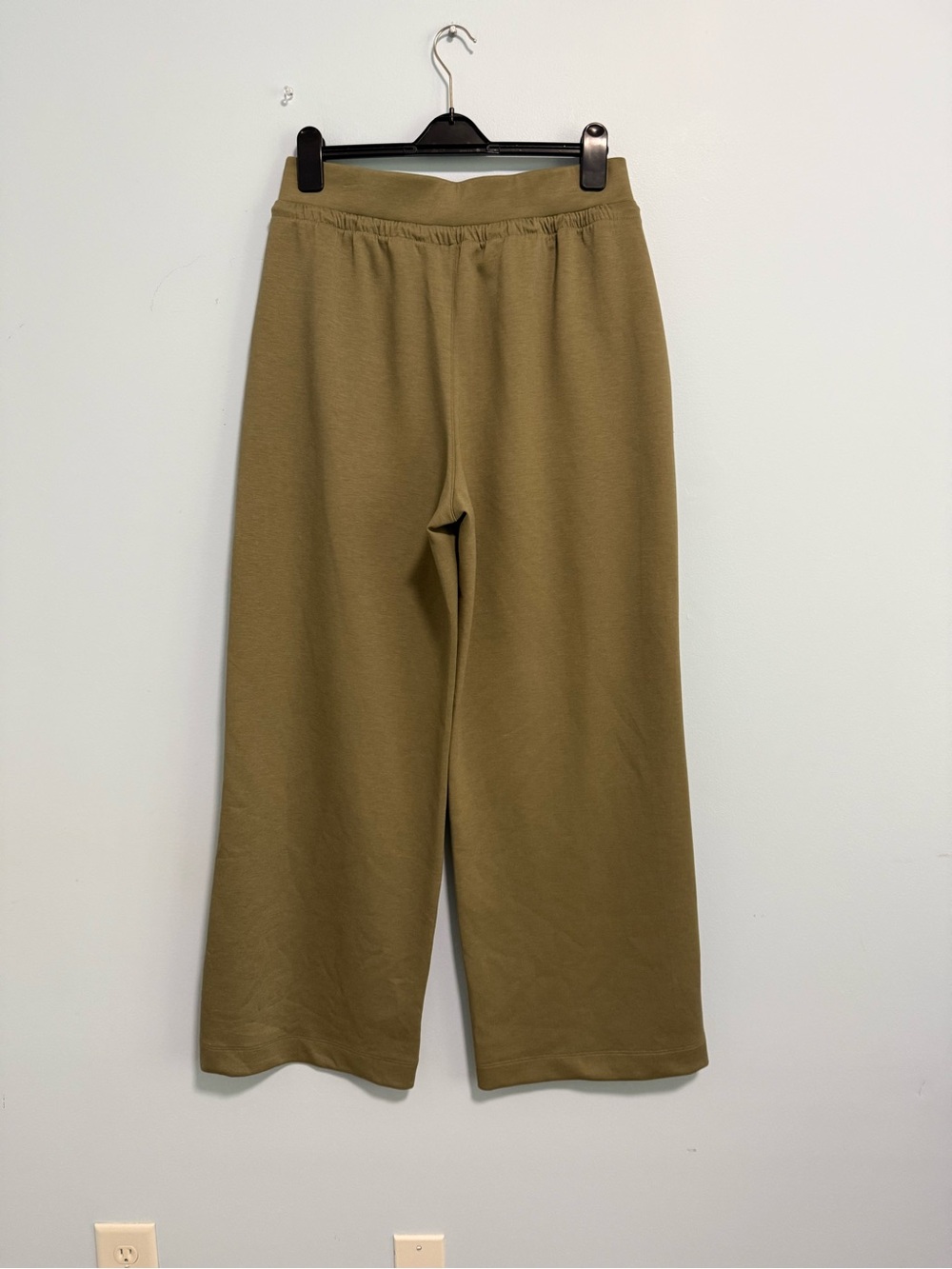 Athleta Women’s Wide Leg Pants Size L Tan Khaki Drawstring Pull On Travel - Picture 5 of 12